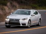 Lexus LS460 2012 года